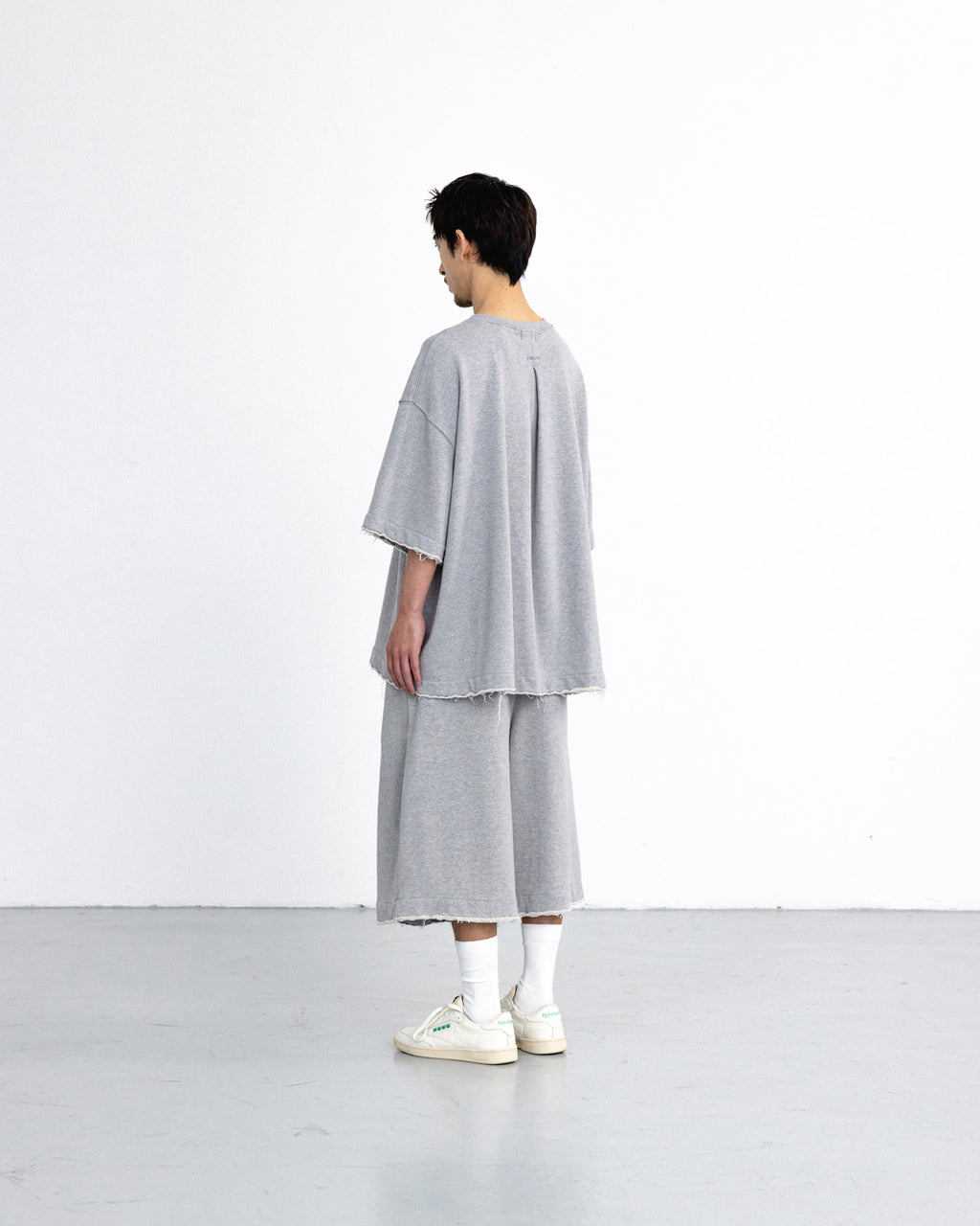 ANGLAN Valley Tuck Half Pants - Melange grey