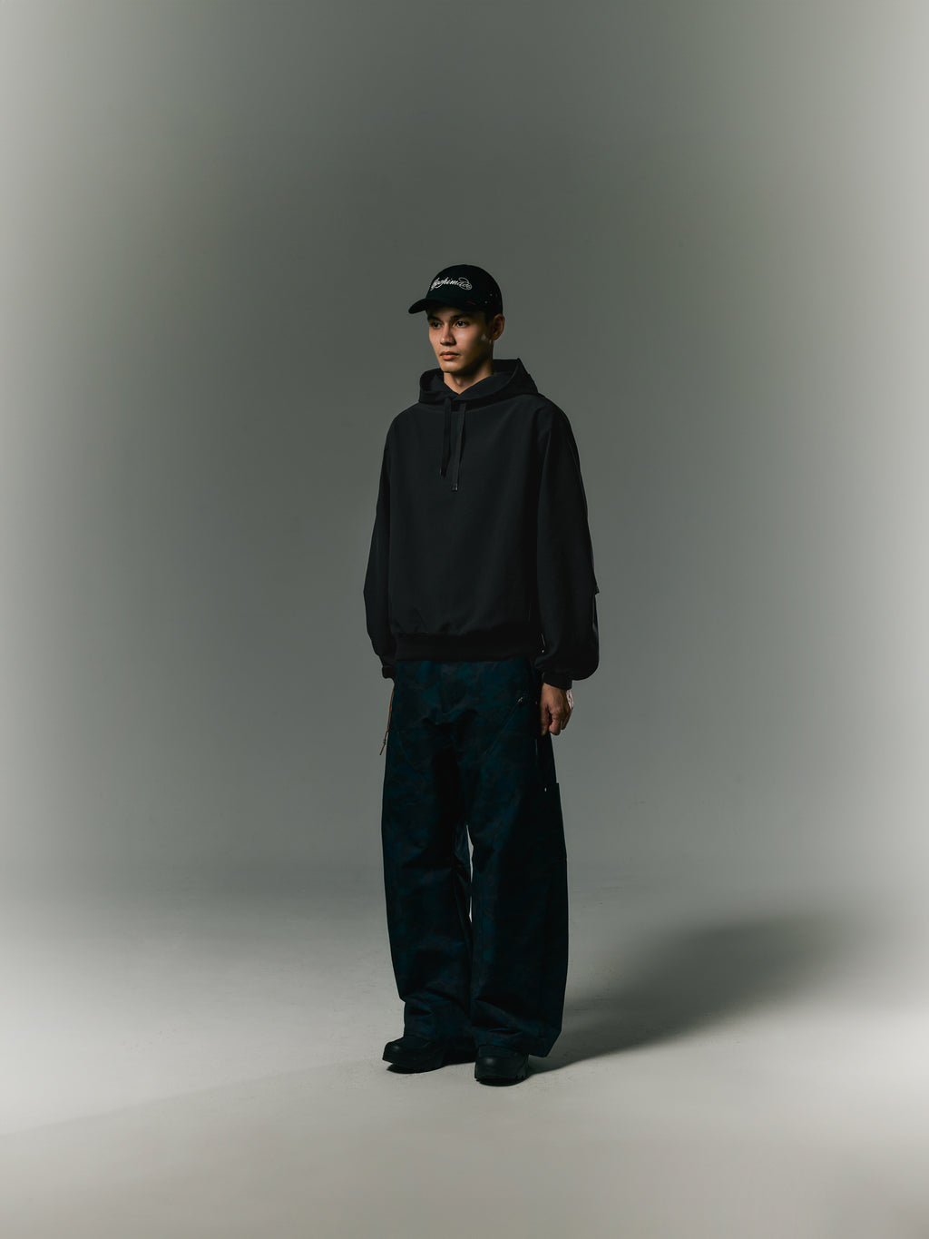 GOOPiMADE EVD5 Oversized Hoodie - Black