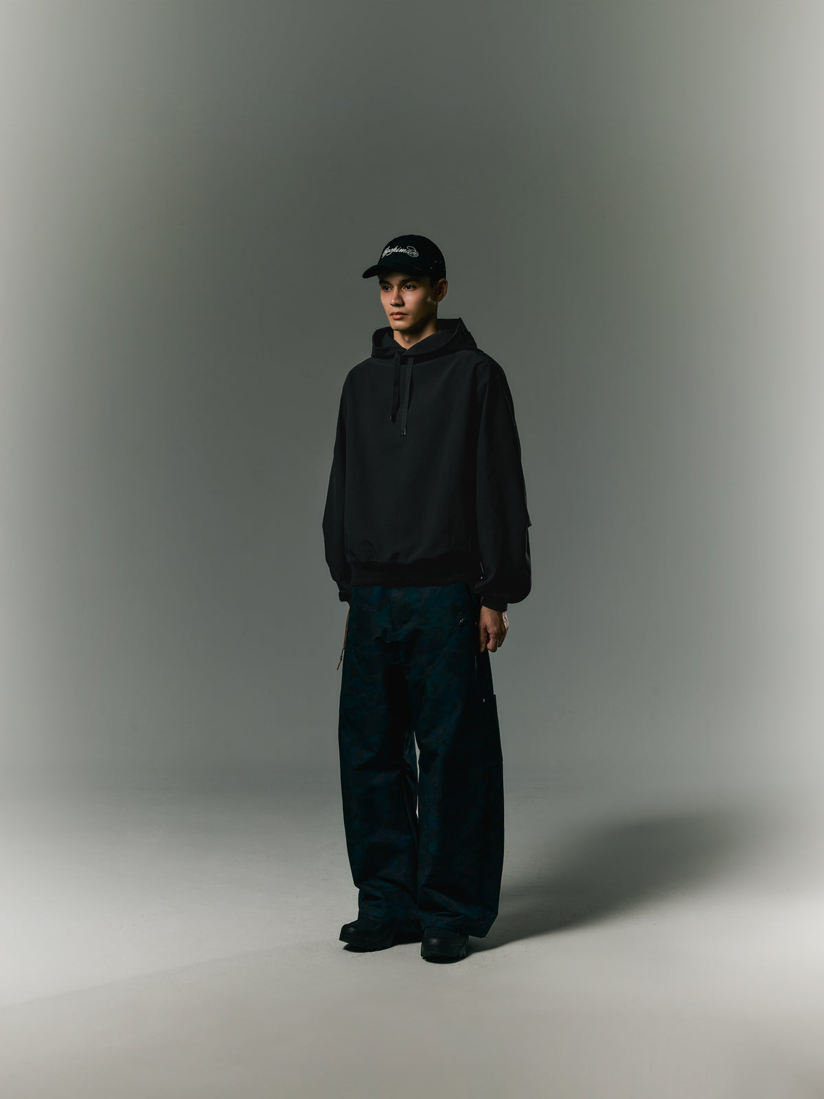 GOOPiMADE EVD5 Oversized Hoodie - Black