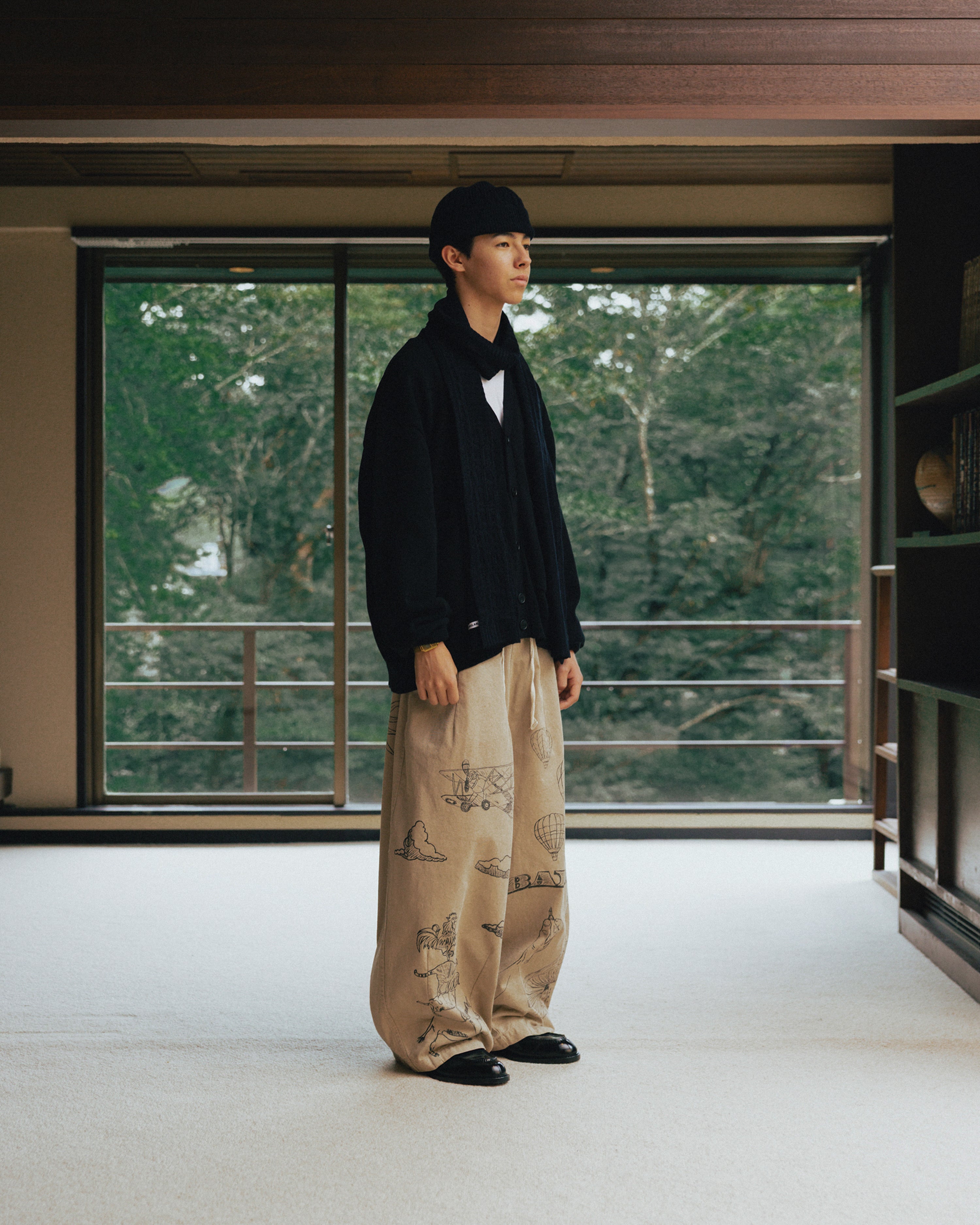 Anglan Painting Balloon Chino Pants - Beige