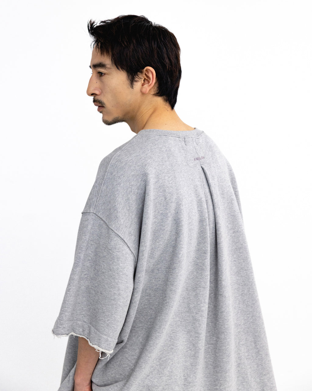 ANGLAN Valley Tuck Sweat Half Tee - Melange Grey