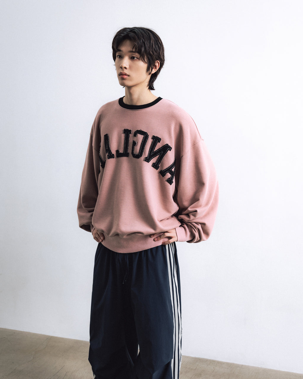 ANGLAN  Palette Appliqué Sweat Shirt - Pink