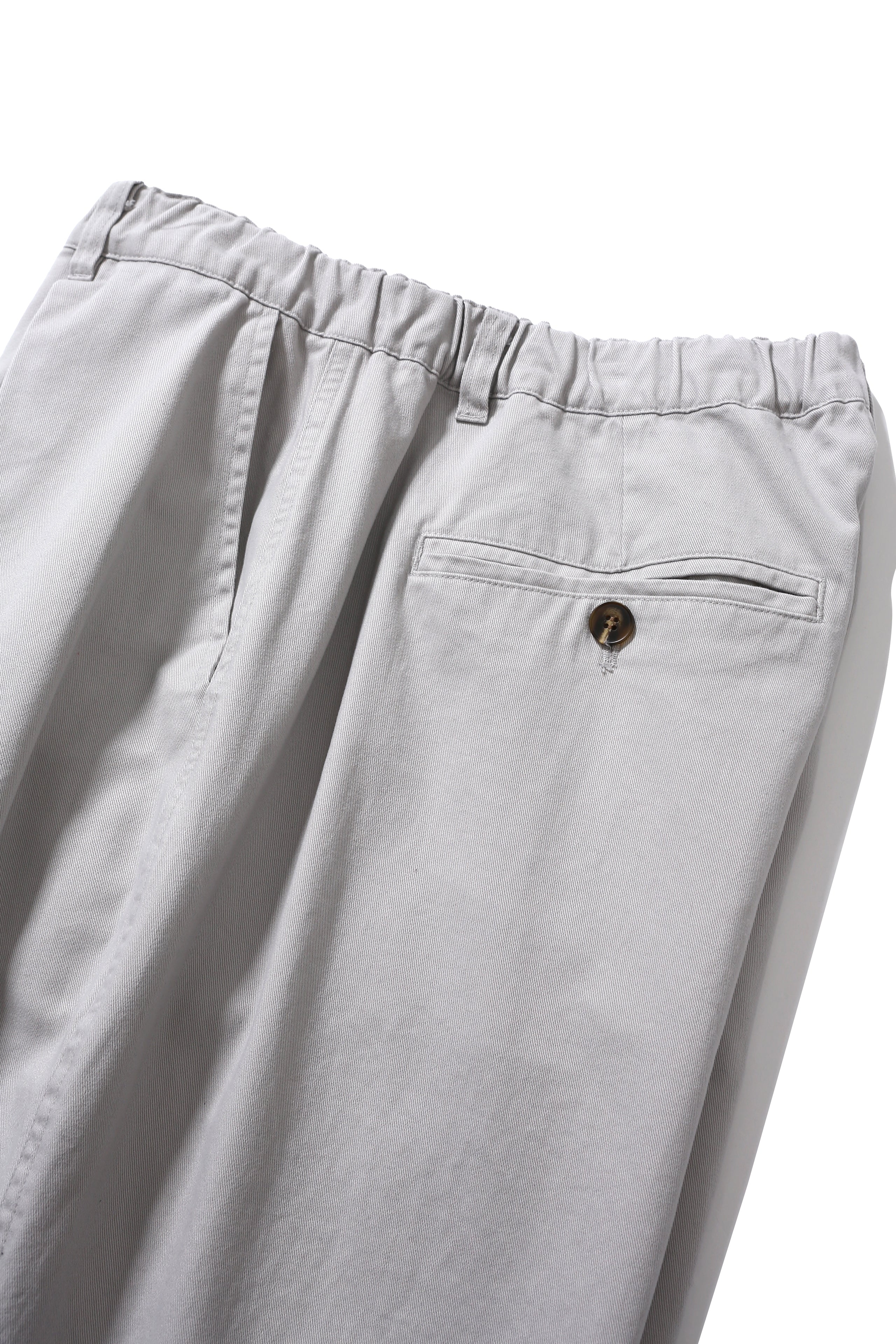 ANGLAN Cross Pleated Chino Shorts – Light Grey