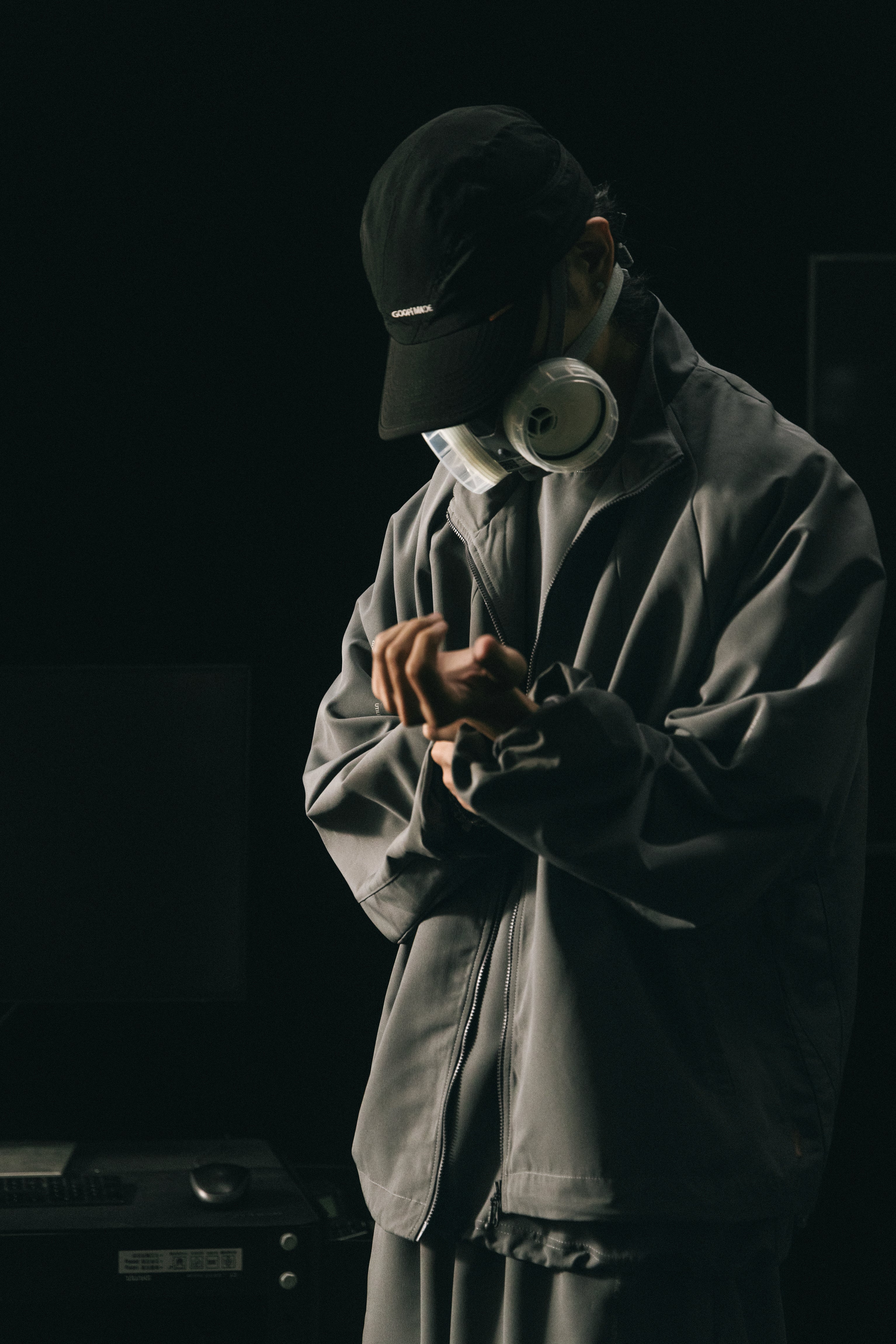 GOOPiMADE UFS_005 2.0+ Track Wind Breaker - Grey